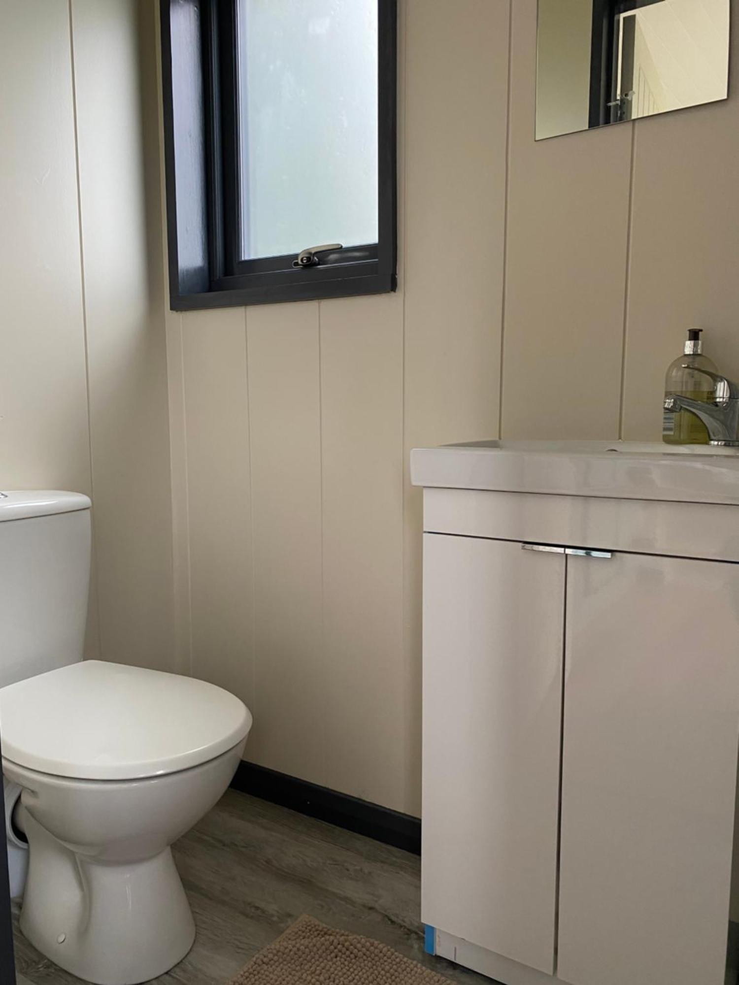 Boston Burren Garden Glamping Hut 빌라 외부 사진